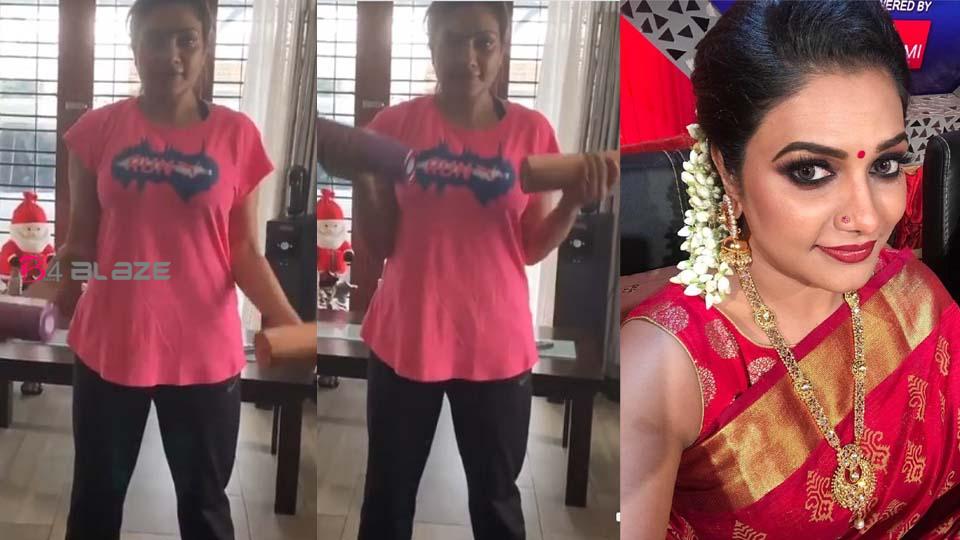 Rimi Romy's New Workout Video Went Viral, Watch Video!