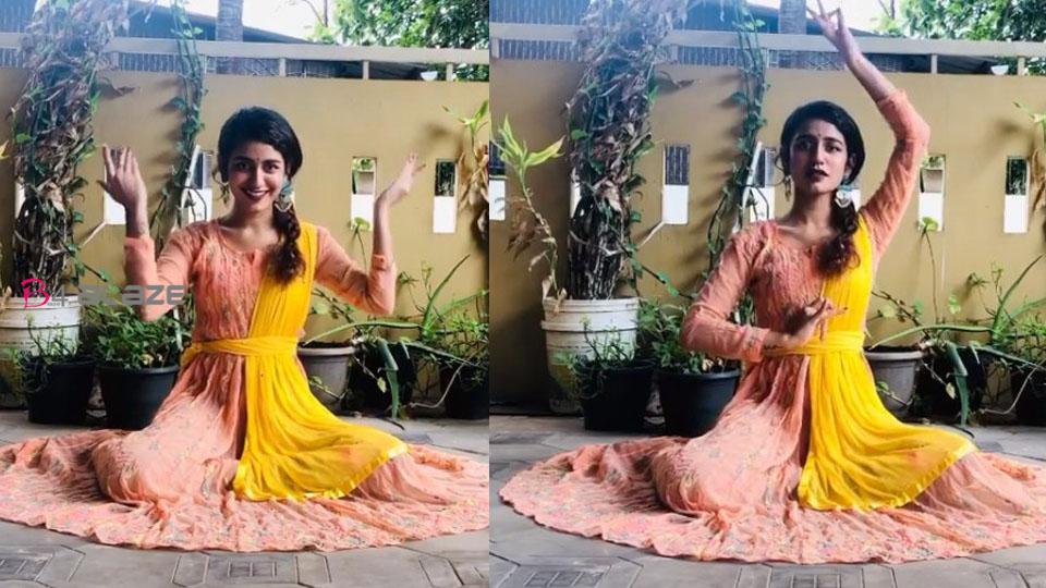 Priya Prakash did such a great dance on Aishwarya Rai's song, Video goes viral