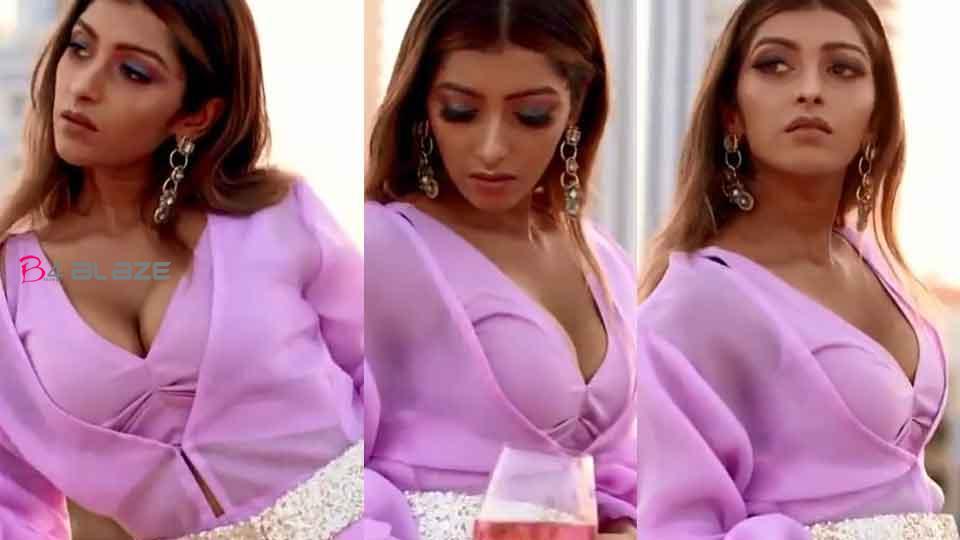 Bigg Boss contestant Reshma in stunning getup; Video hit on social media