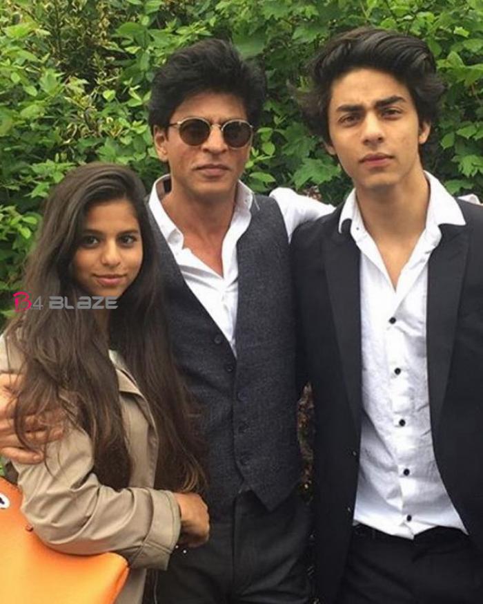 SRK with his kids